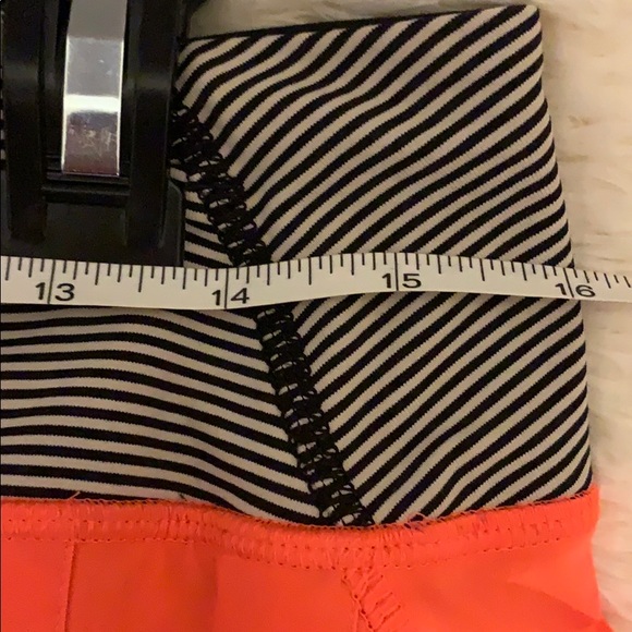 Lululemon skirt skort pleated orange black 8 euc - Picture 7 of 7